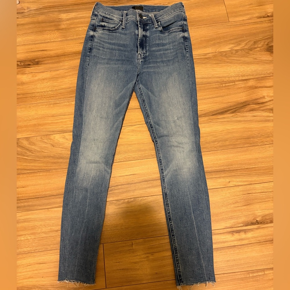 MOTHER Blue Skinny Jeans with Classic Denim Style